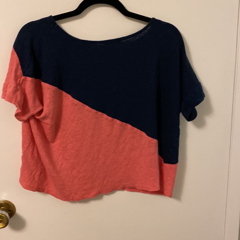Color block Tshirt - Picture 6 of 6